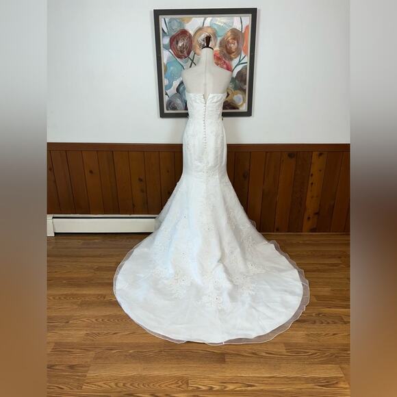❌Gorgeous Symphony of Venus Organza Mermaid Gown! - Picture 5 of 10